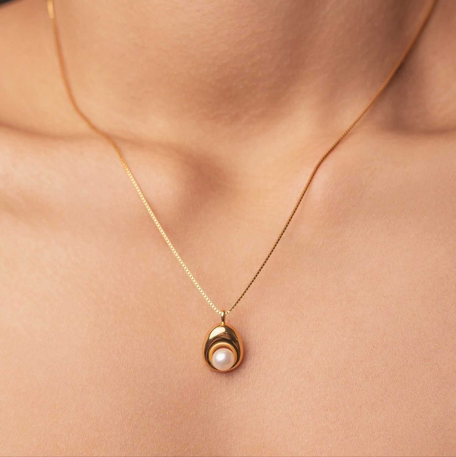 Avery Necklace
